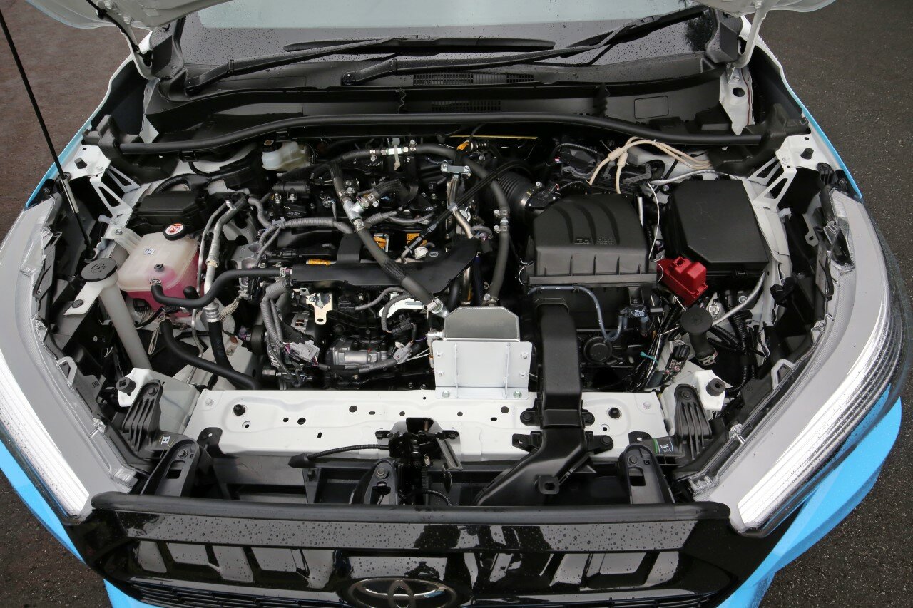 Toyota Corolla Cross H2 se spalovacím motorem na vodík