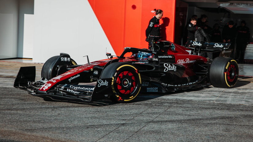 Alfa Romeo C43 poprvé na dráze