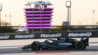Lewis Hamilton během prvních předsezónních testů v Bahrajnu
