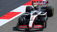 Nico Hülkenberg během prvních předsezónních testů v Bahrajnu