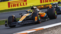 Lando Norris s McLarenem MCL60 v GP Holandska