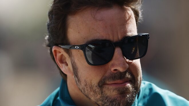 Fernando Alonso se pokouší pozvednout týmovou morálku