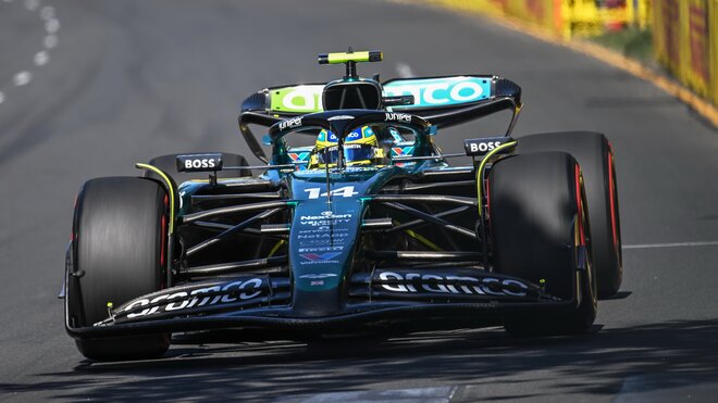 Fernando Alonso v závodě v Austrálii
