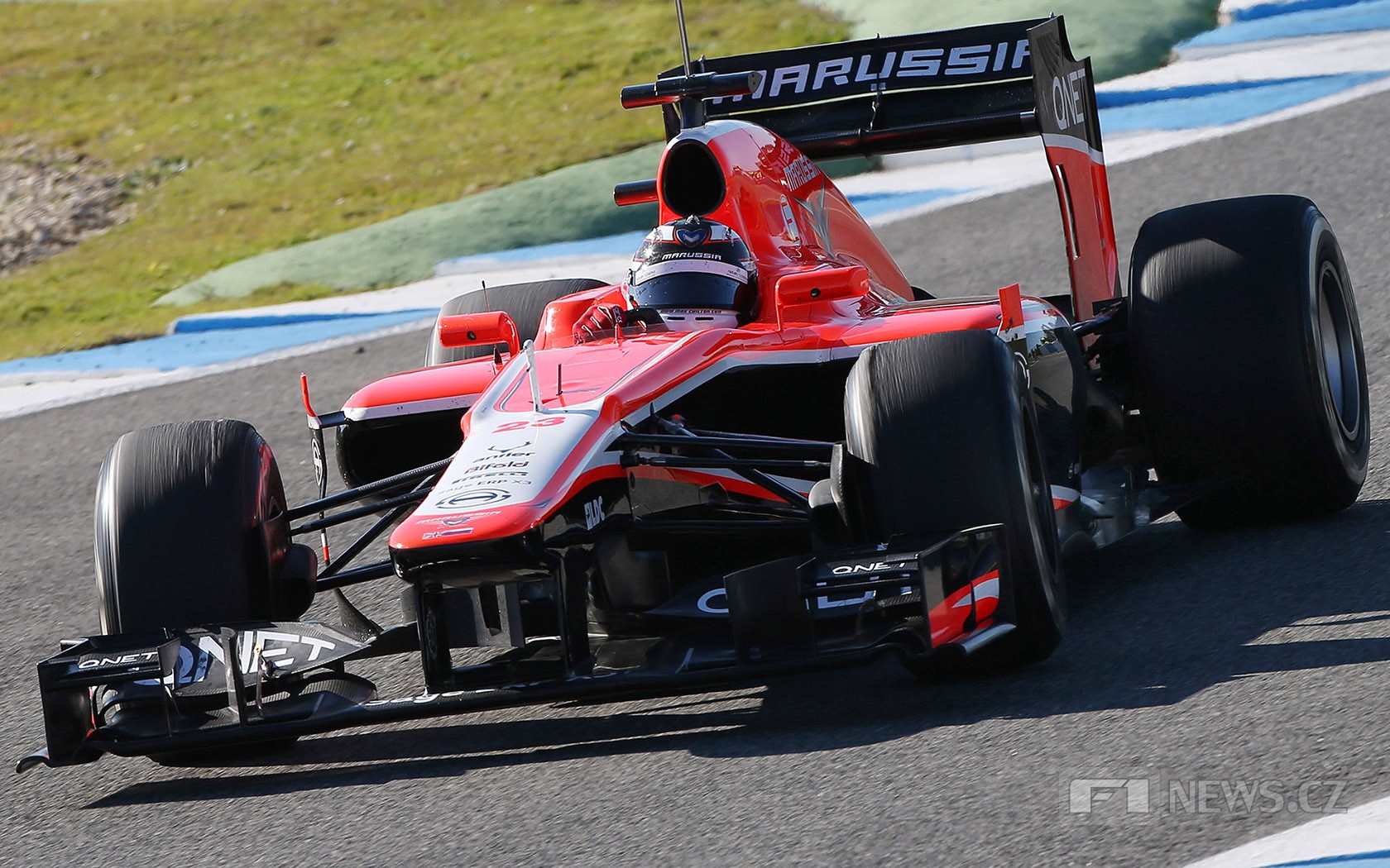 Marussia MR02