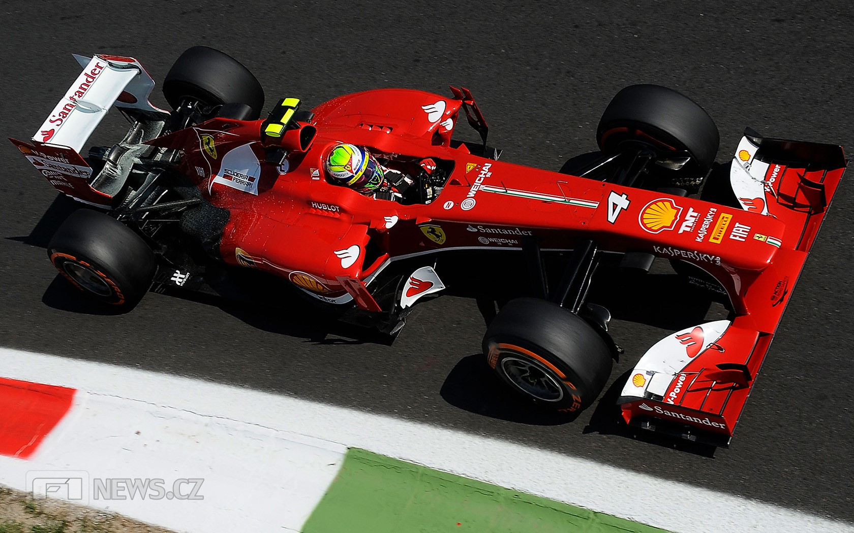 Felipe Massa ve své poslední sezoně u Ferrari